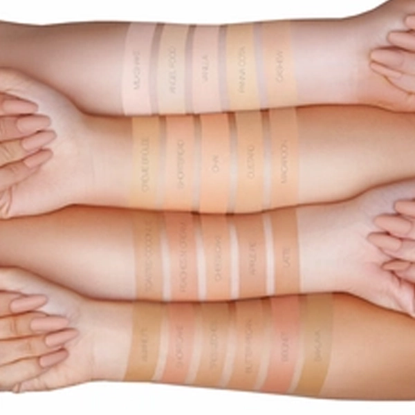 HUDA BEAUTY foundation Creme Brulee 150G