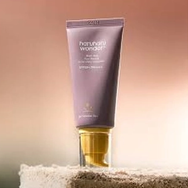 HARUHARU WONDER BLACK RICE PURE MINERAL RELIEF DAILY SUNSCREEN SPF5t