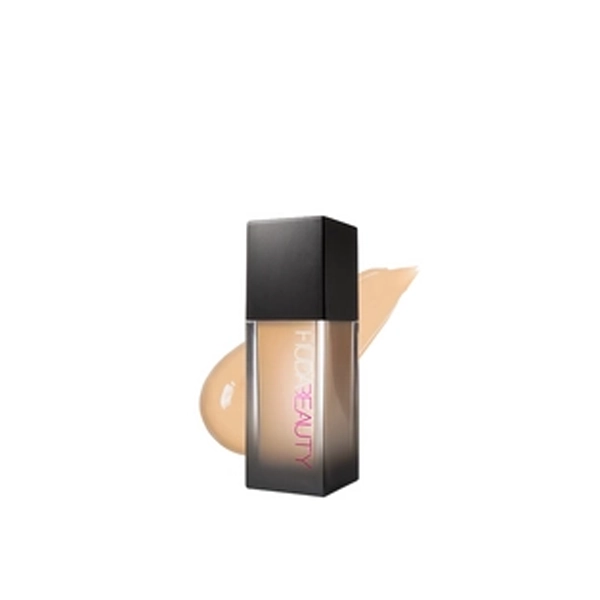 HUDA BEAUTY foundation Toasted Coconut 240N
