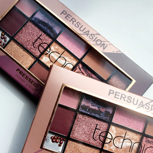 PERSUASION PRESSED PIGMENT PALETTE